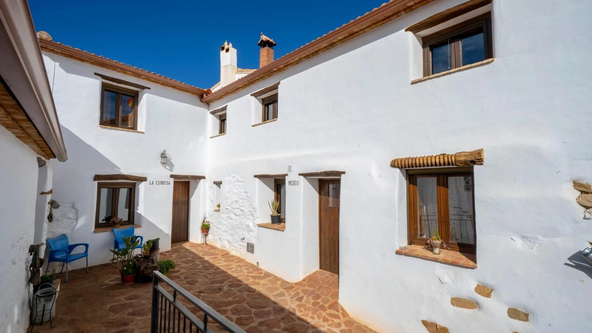Farmhouse La Curiosa Laroya