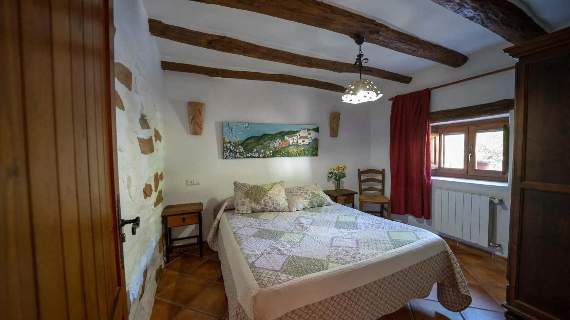 Farmhouse La Curiosa 0*, Laroya